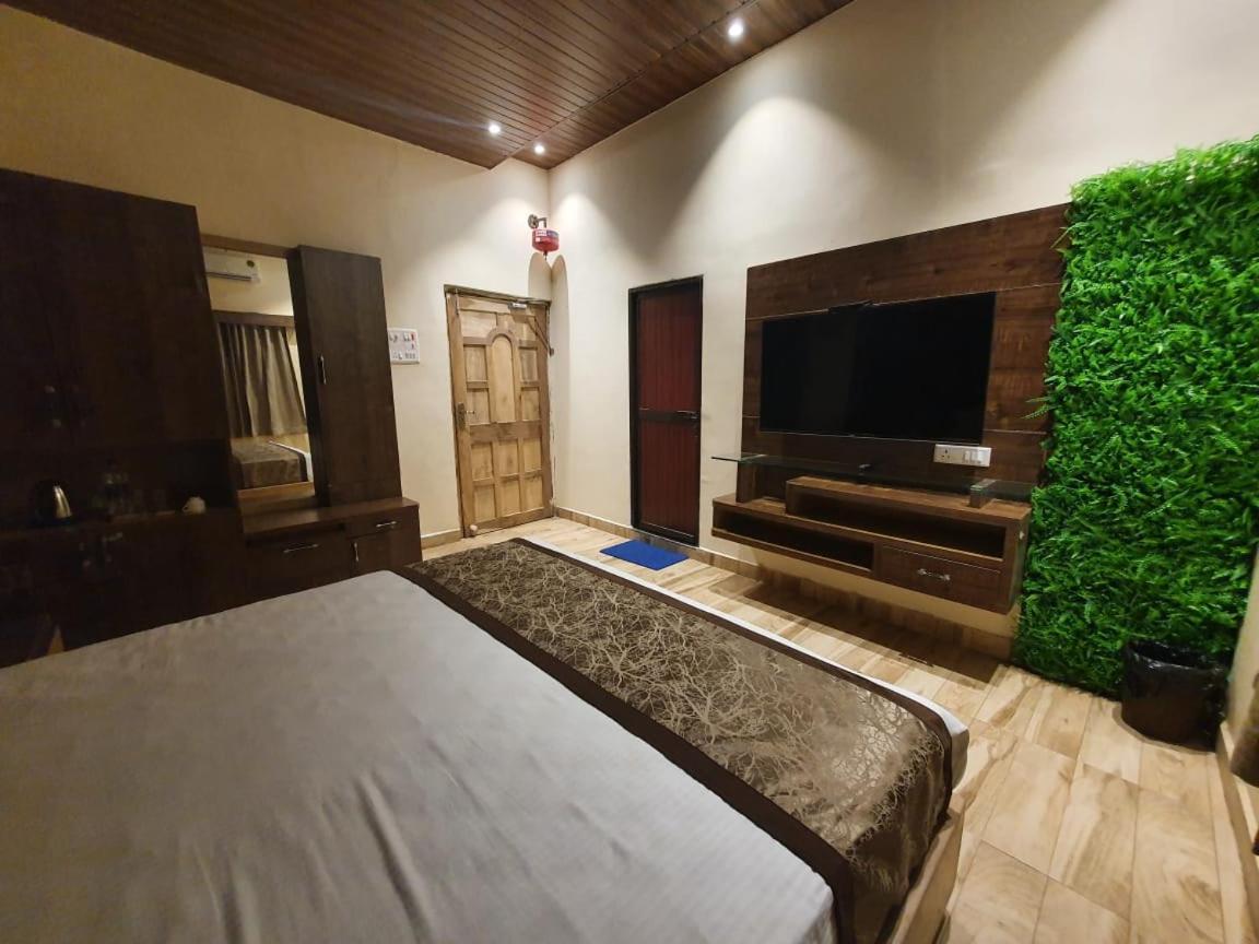 Focus Club And Resort Ranchi Exterior photo